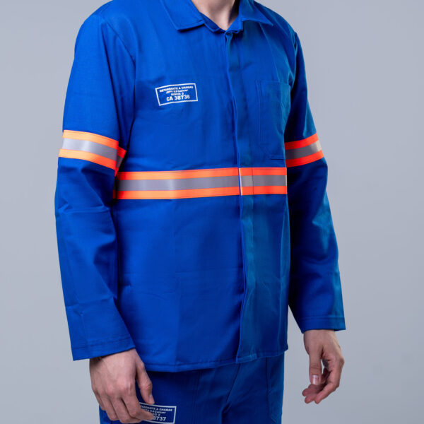 Camisa azul de refletivo laranja 3