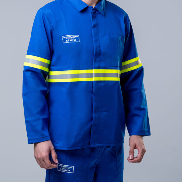 Camisa azul de refletivo verde 3